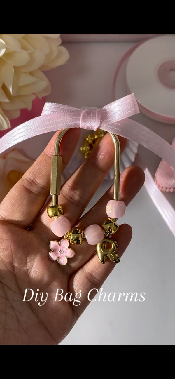 Joypick HH Flower Letter Bag Charm Keychains